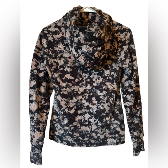 Lululemon Scuba Hoodie Cotton Fleece EUC Spring Bloom Multi / Alpine White Sz 4 - Picture 3 of 9